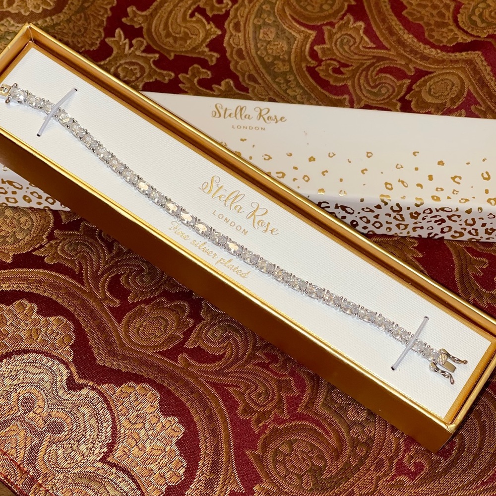 🎉🎊HP🎊🎉🆕💕 💕Stella Rose 🌹 London Fine Silver plated Bracelet NWOT